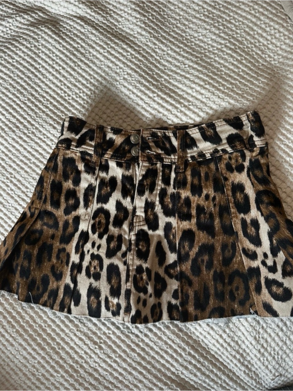 Gianni Bini Leopard Print Mini Skort